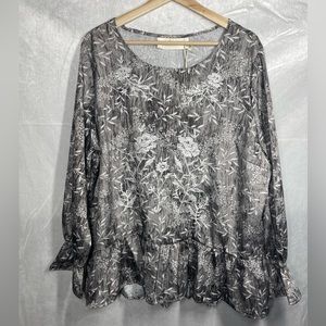 NWT Hillary Scott La Bellum Floral Blouse Sz 1X